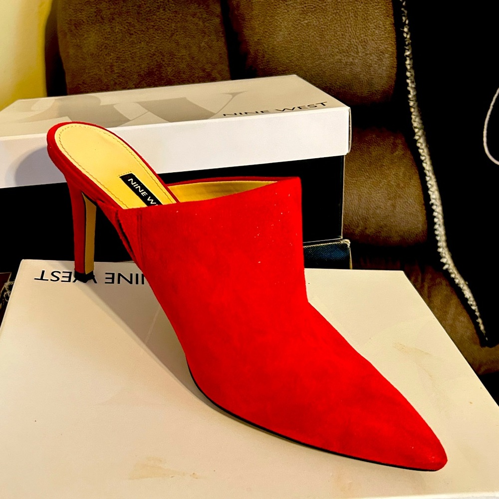 Gently Worn Red Suede Nine West Karyta Mule